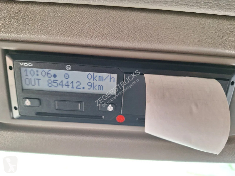 Tahač Volvo 400