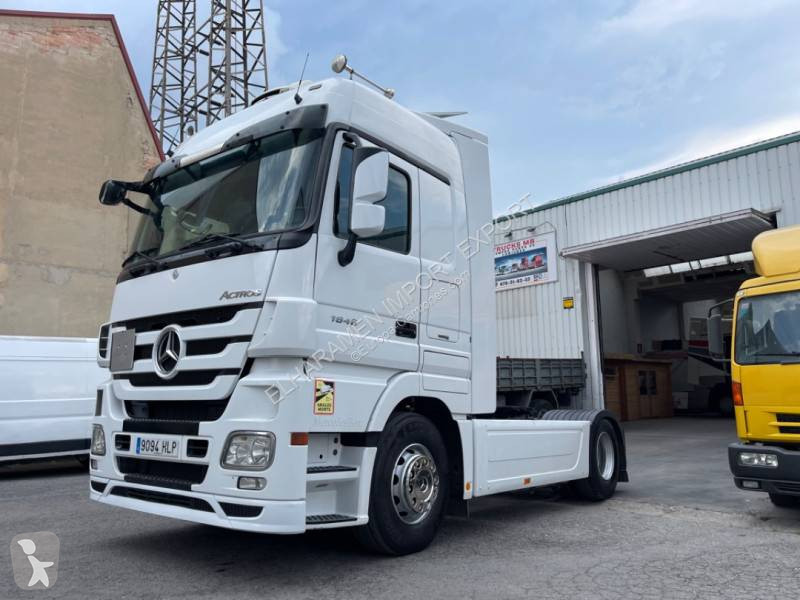Traktor Mercedes