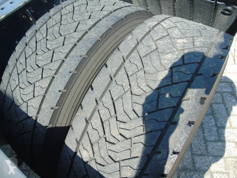 Traktor Iveco 420 + EURO 6 + 580KM