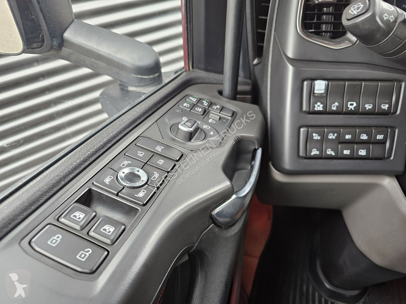 Trekker Scania R580 V8 XT / 6x2 BOOGIE /...