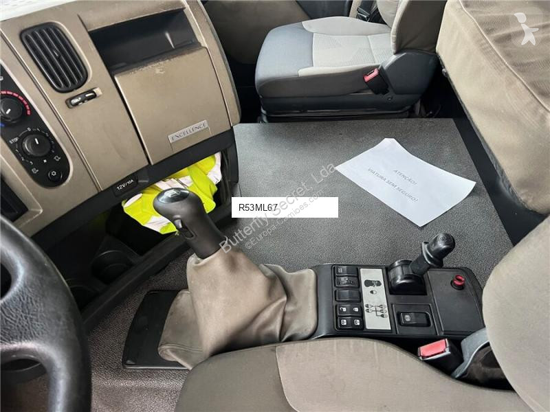 Traktor Renault PREMIUM