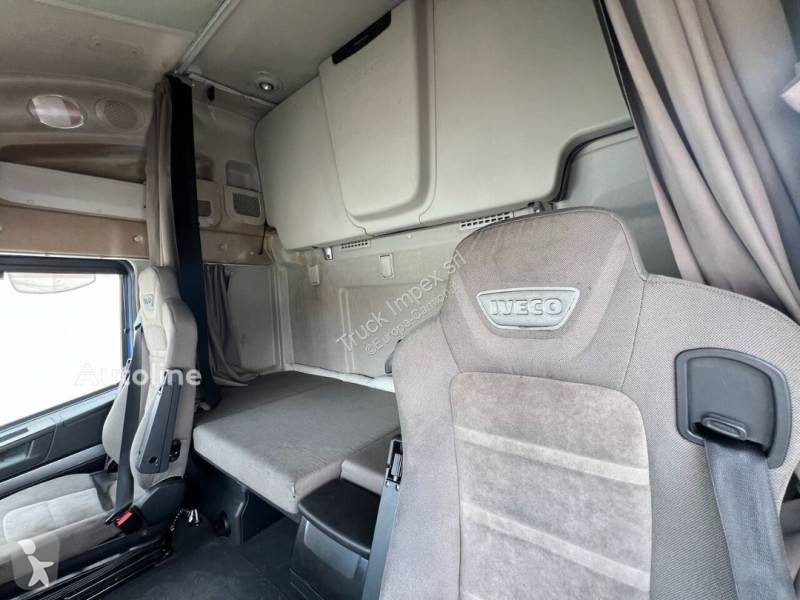 Traktor Iveco