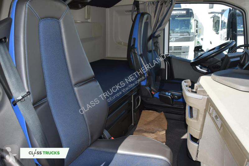 Tahač Volvo 500 Globetrotter XL