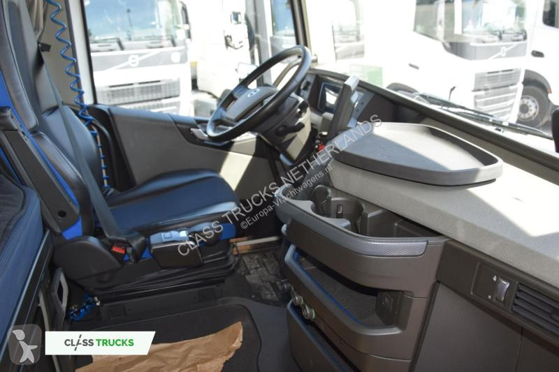 Tahač Volvo 500 Globetrotter XL