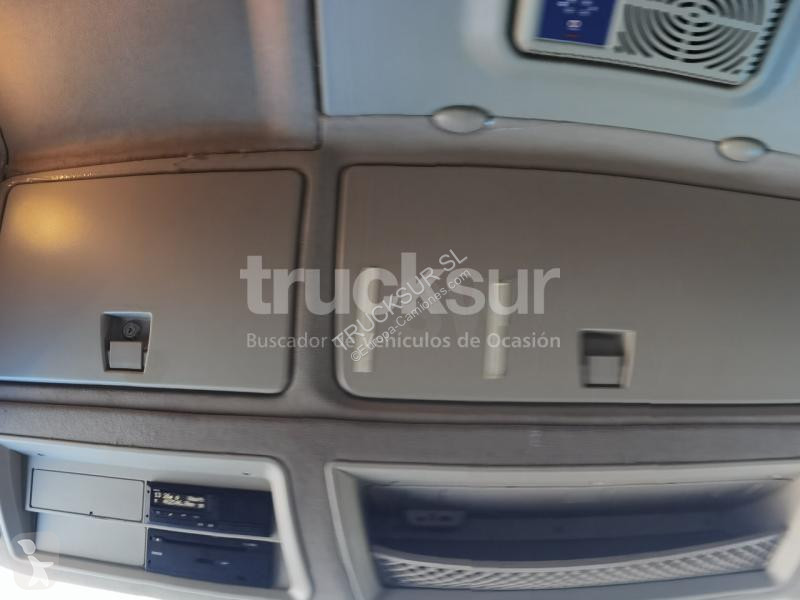 Tahač Iveco STRALIS AS440S46T/P HI-WAY