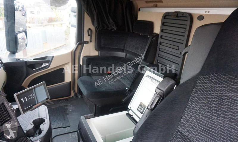 Traktor Mercedes 1851
