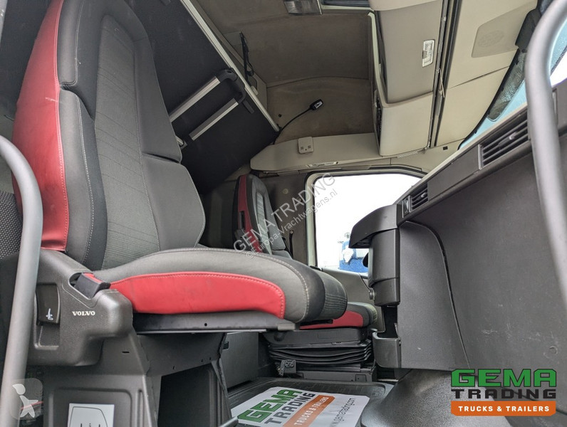 Tractor Volvo 0 4x2 Euro6 0 4x2 Globetrotter...