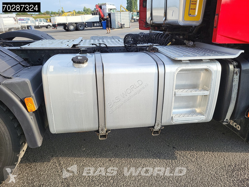 Tractor Iveco S-Way 570 6X2 Full-Air Retarder...