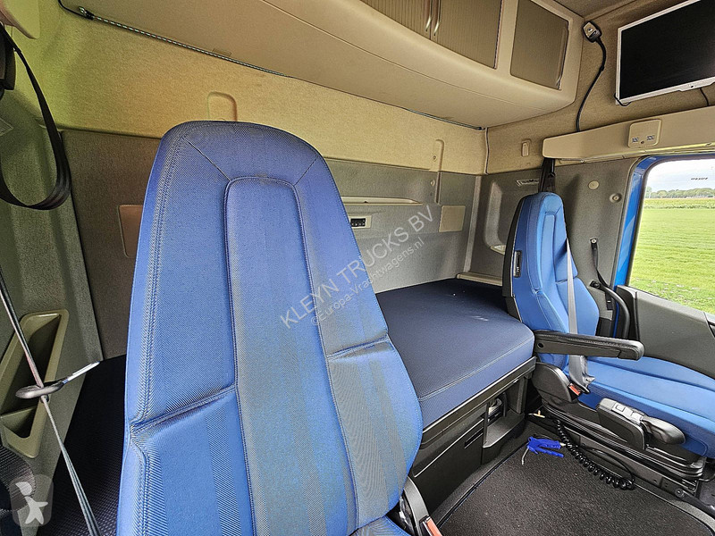 Traktor Volvo FH  LED ALCOA PTO+HYDR.