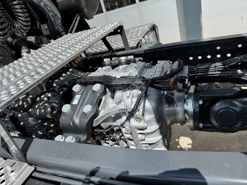 جرار Mercedes 4058 AS 6x6 Tractor Head 180T...