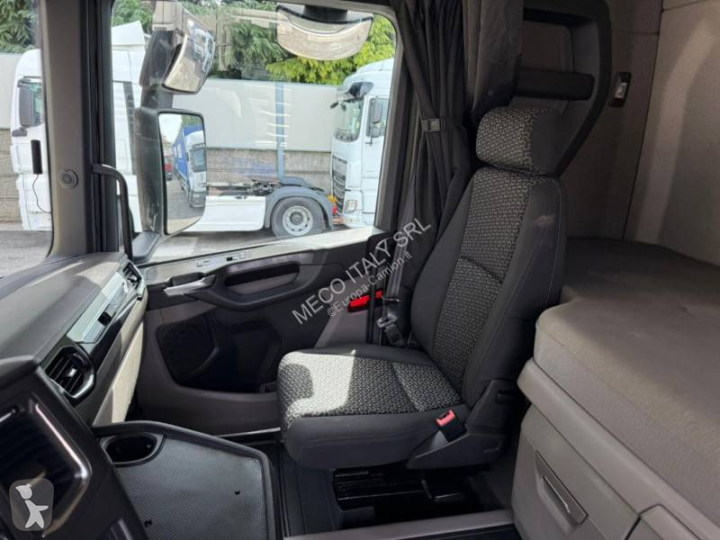 Traktor Scania