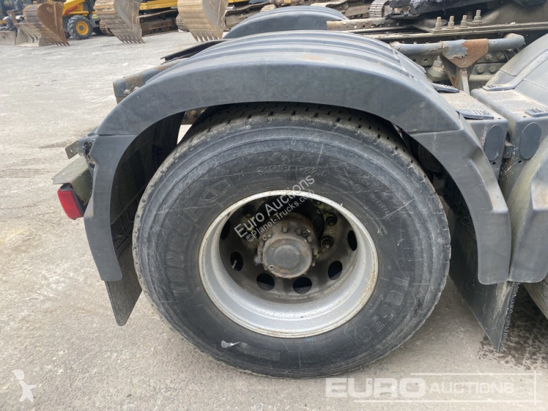 Traktor Renault C520