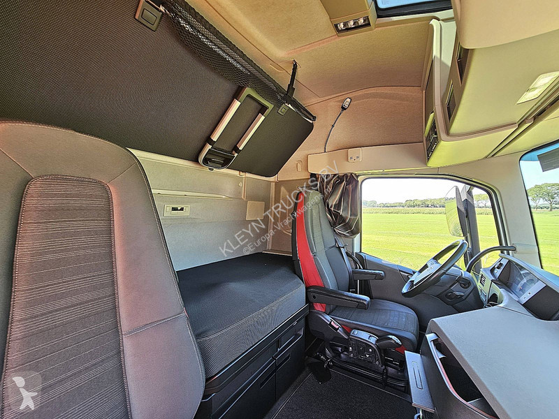 Trattore Stradale Volvo 500 6X2 GLOBETROTTER