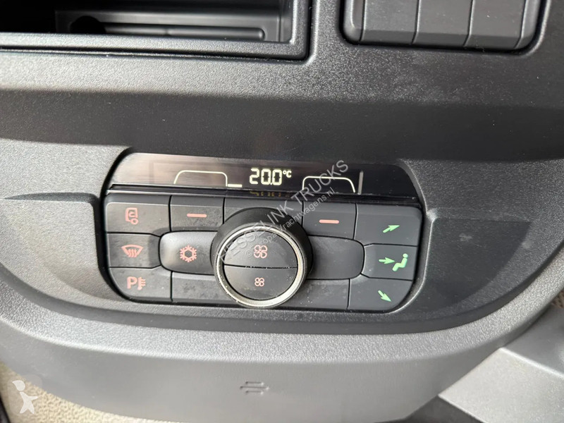 Trekker DAF 480 SSC Super Space 2x tank LED...