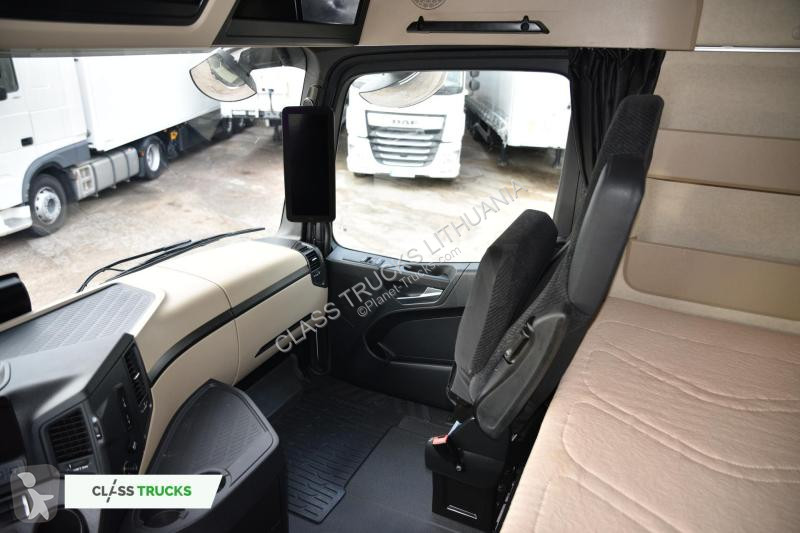 Tractor Mercedes 5 1845 BigSpace
