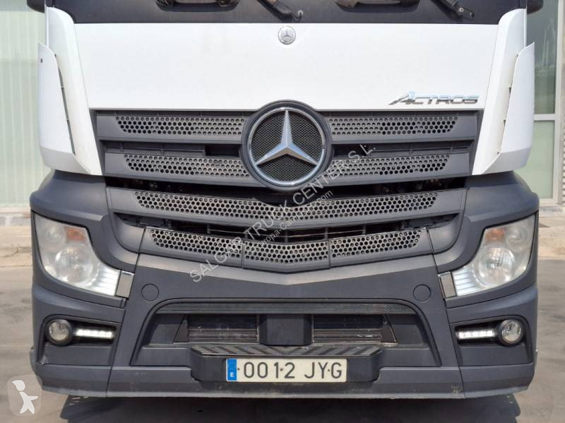Traktor Mercedes
