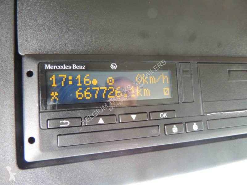 Traktor Mercedes