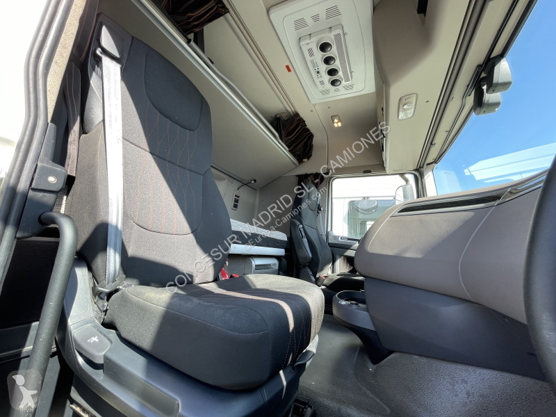 Traktor DAF  480