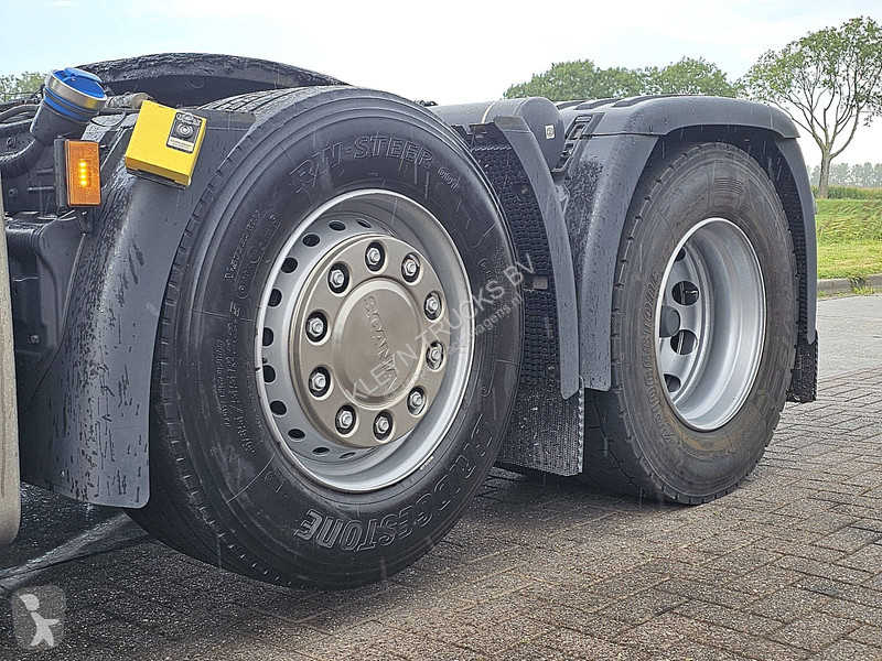 Traktor Scania 6X2/2 LED RETARDER
