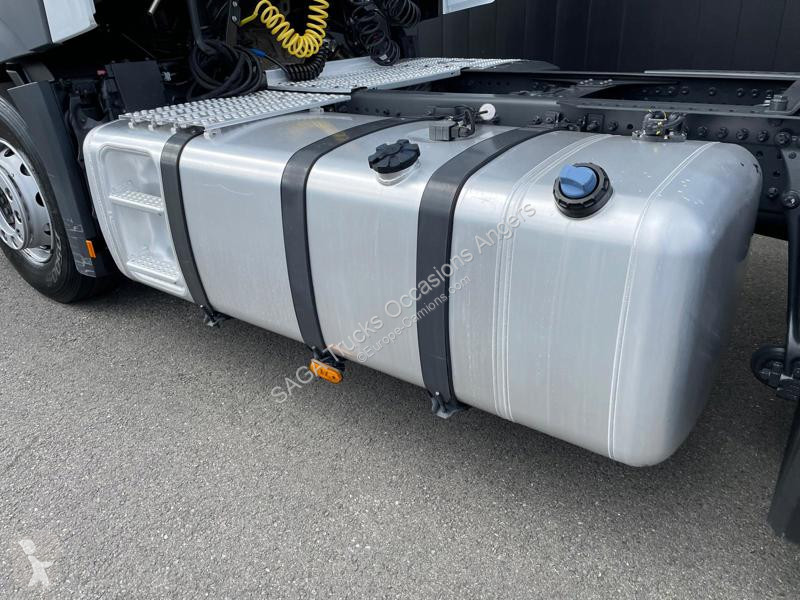 Trekker Mercedes F 1848 StreamSpace 2.50M