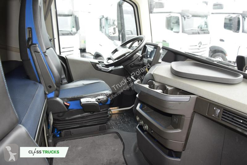 Traktor Volvo 500 Globetrotter XL