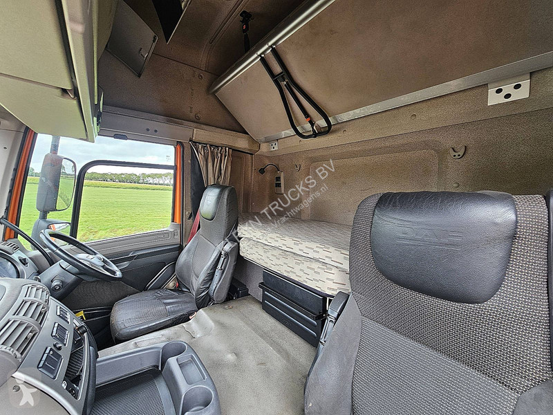 Traktor DAF 460 SPACECAB 6X2 RHD