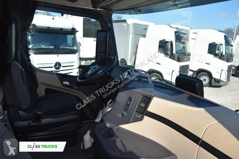 Traktor Mercedes 5 1845 BigSpace