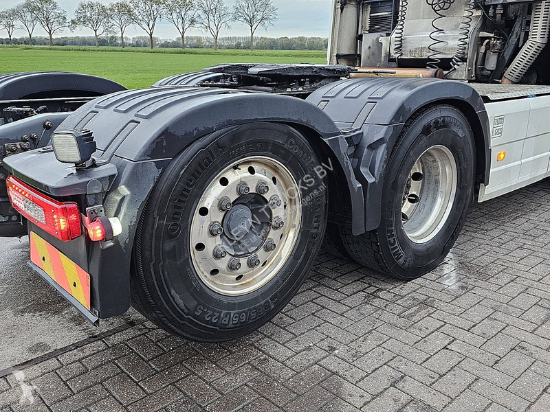 جرار Volvo 500 6X2 STEERED PTO+HYDR