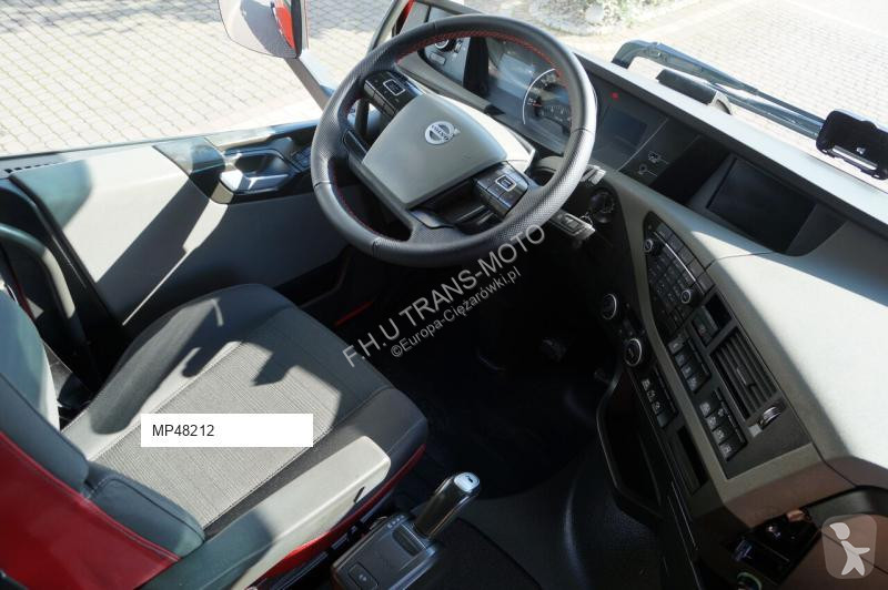 Cap tractor Volvo FH 420 EURO 6 GLOBETROTTER...