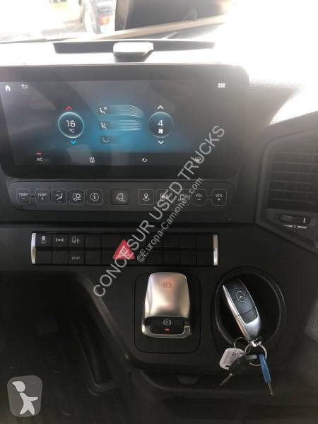 جرار Mercedes