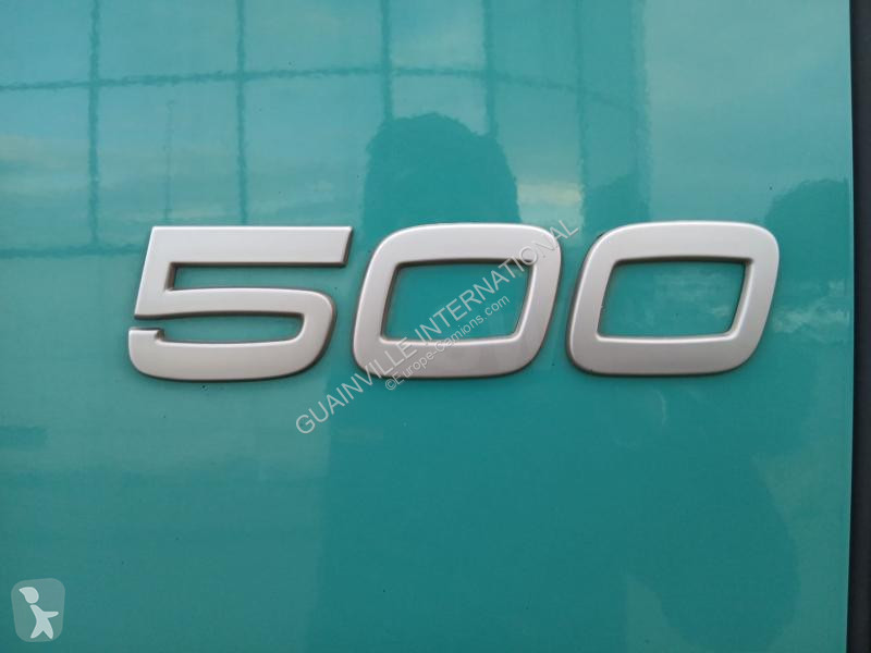 جرار Volvo 500