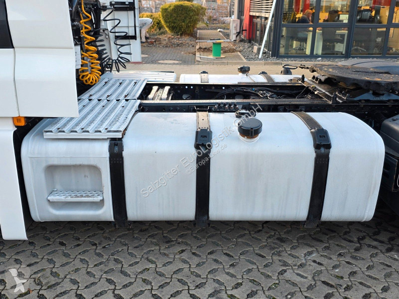 Cabeza tractora MAN 18.500 4X2 LLS-U / 2 Tanks...