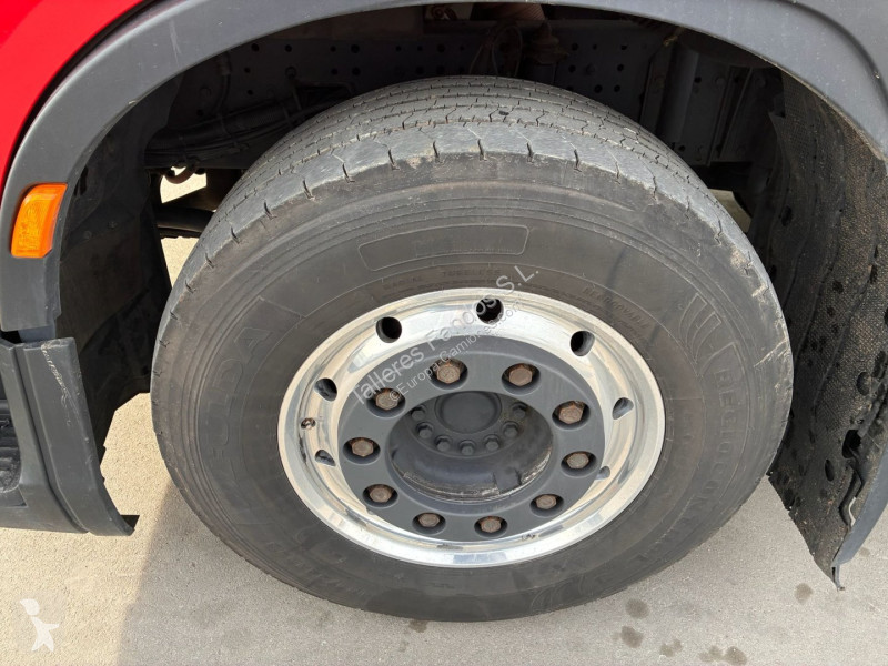 جرار Iveco  480 AUTOMATICO CON INTARDER