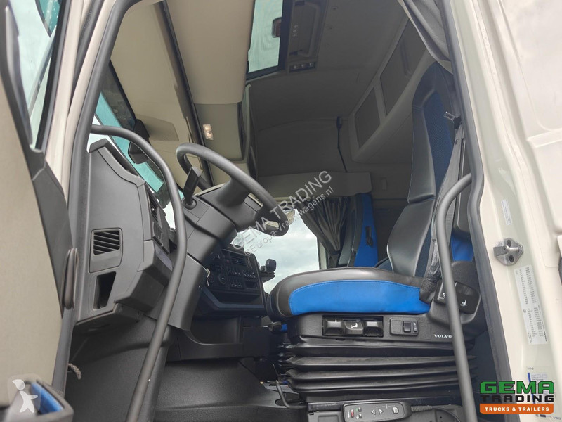 جرار Volvo 460 4x2 Globetrotter Euro6E - Double...