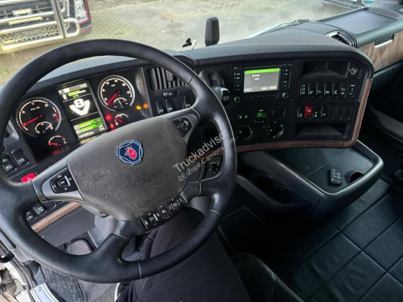 جرار Scania