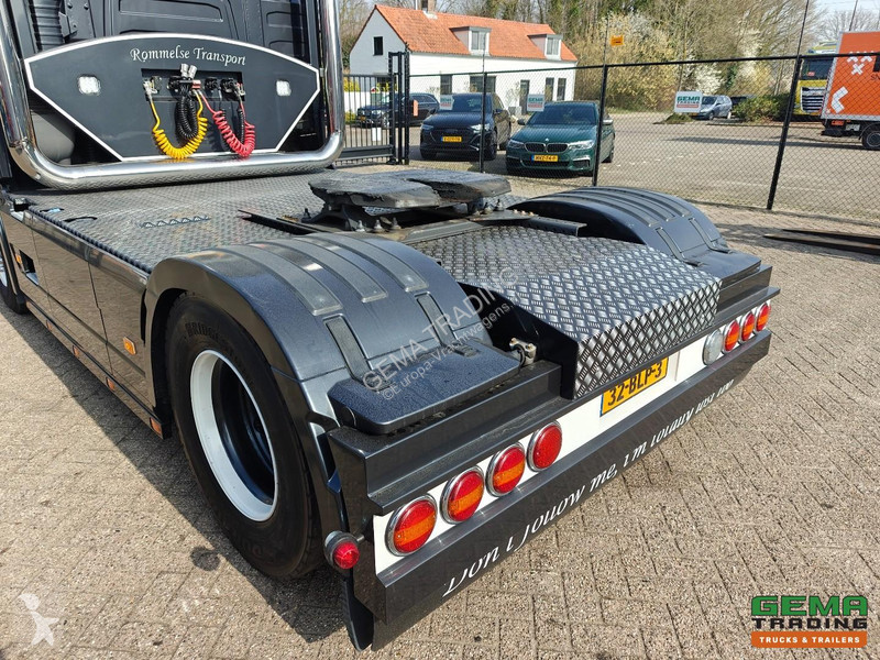جرار Volvo 460 Euro6C Sleeper Cab - Double Tank...