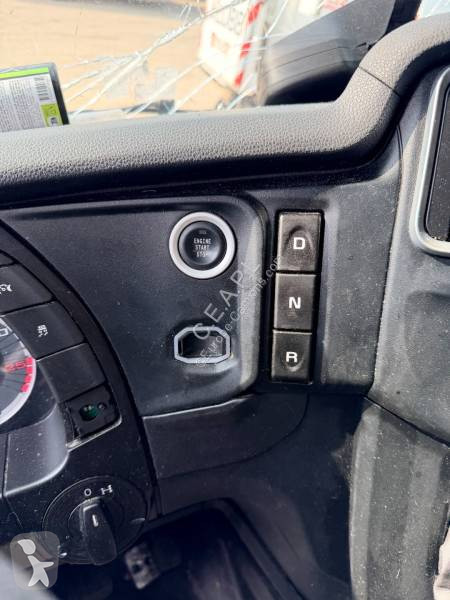 جرار Iveco