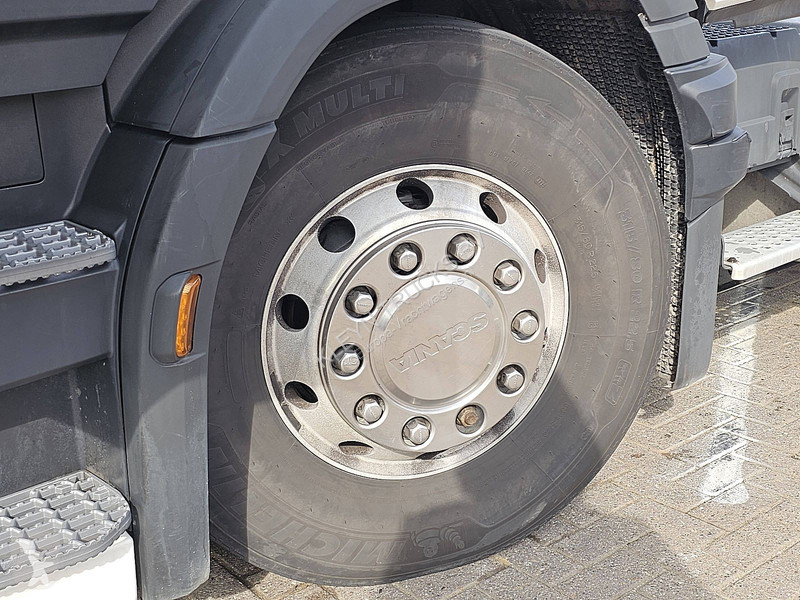 جرار Scania 410 ETADE 2X TANK