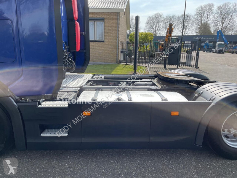 Cap tractor Scania R410