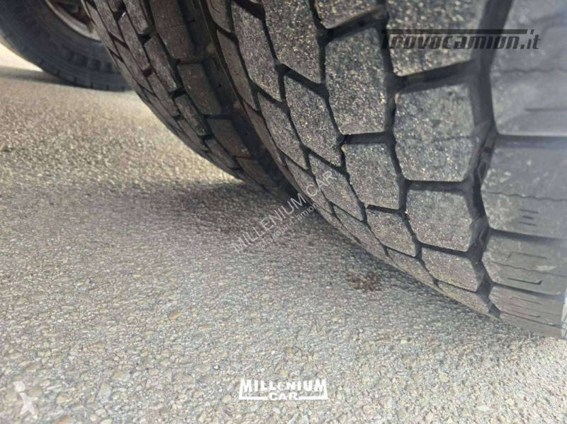 جرار Ford F-MAX 500 AUTOM RETARDER ADR