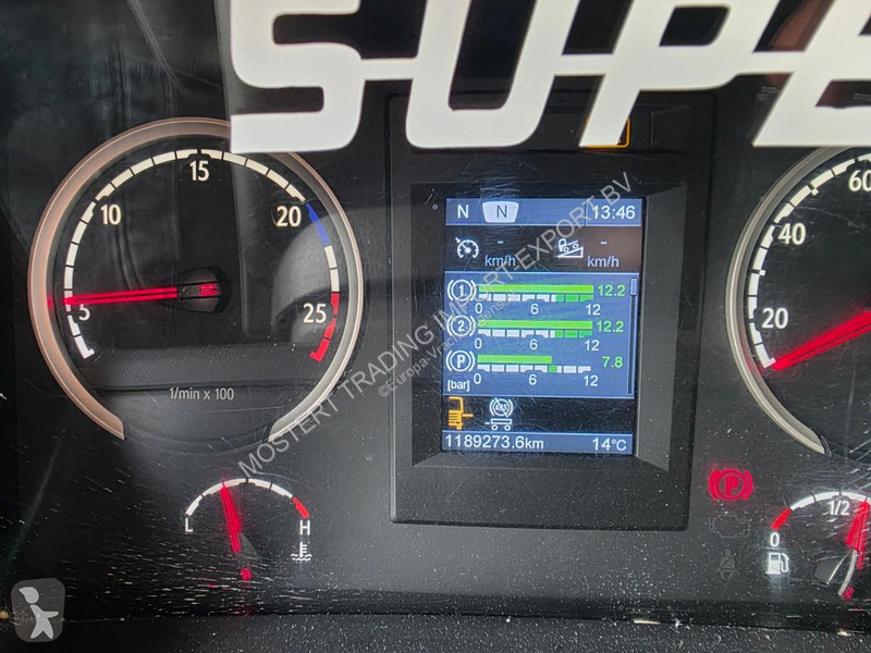 Scania R560 6X2 HNA Scania R560 V8 6x2 Tractor...