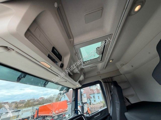 جرار Iveco X-Way AS440X51T/P 4x4 Hydro...