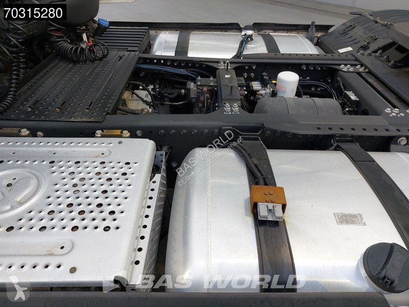 جرار Ford F-Max 500 4X2 Retarder 2xTanks Navi...