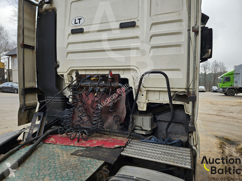 Traktor MAN 18.440