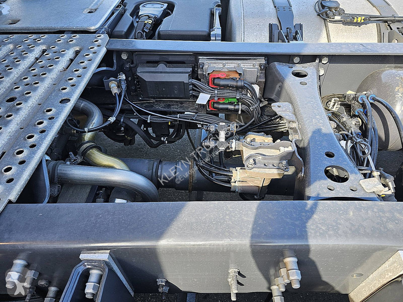 جرار Scania R460 RET. NIHT A/C SUPER