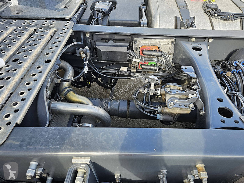 جرار Scania R460 RET. NIHT A/C SUPER