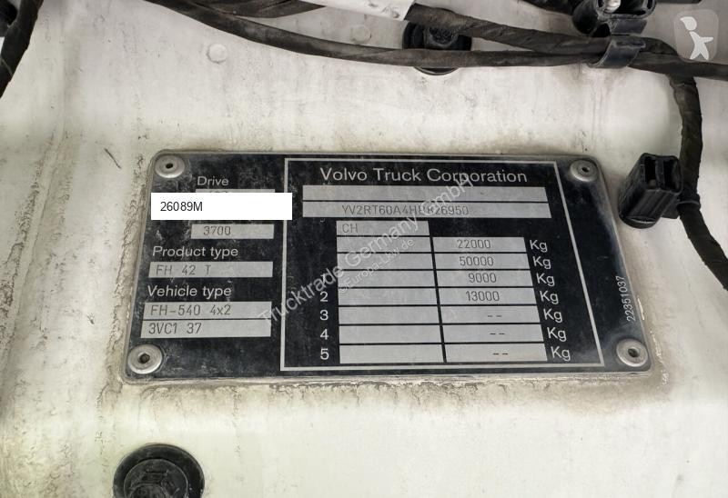 جرار Volvo