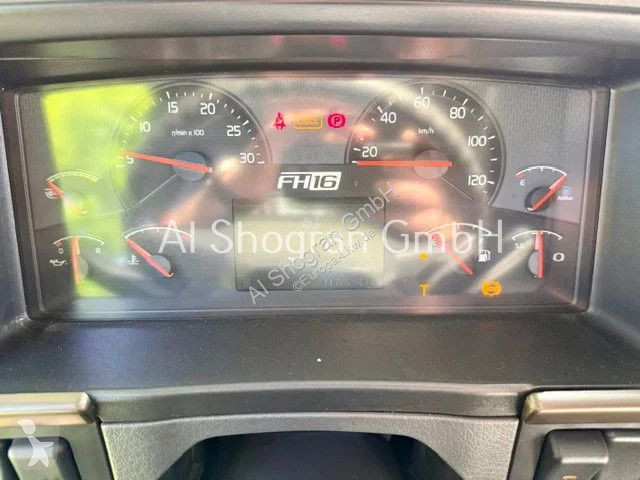 جرار Volvo 16700 Globetrotter...