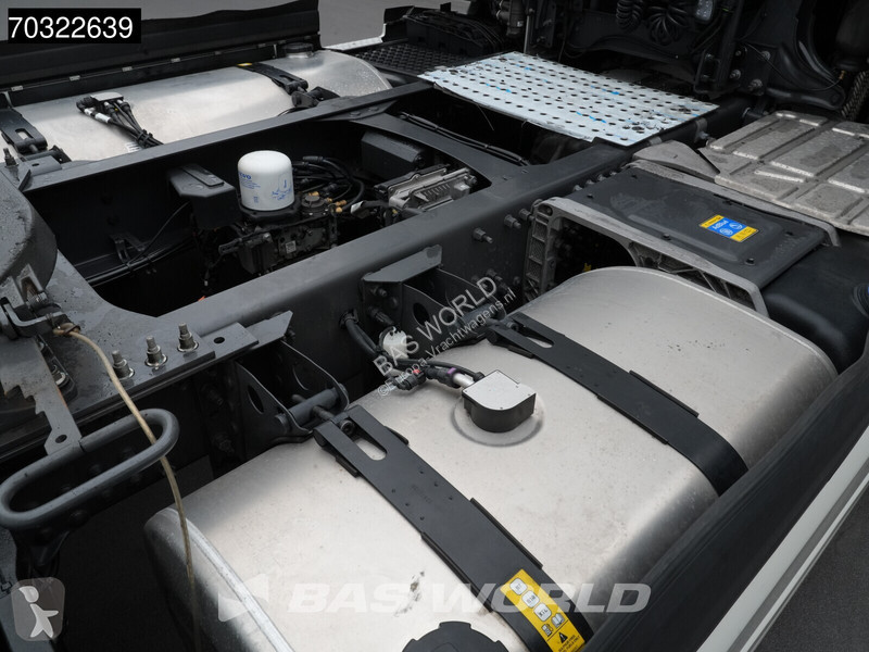 جرار Volvo Aero 500 4X2 XL TC 2xTanks VEB+ ACC CMS