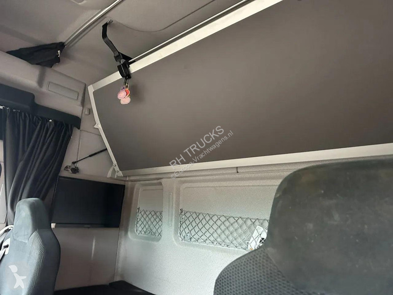 جرار MAN 33.560 6X4 EURO 6 - 113 TON - 290400 KM